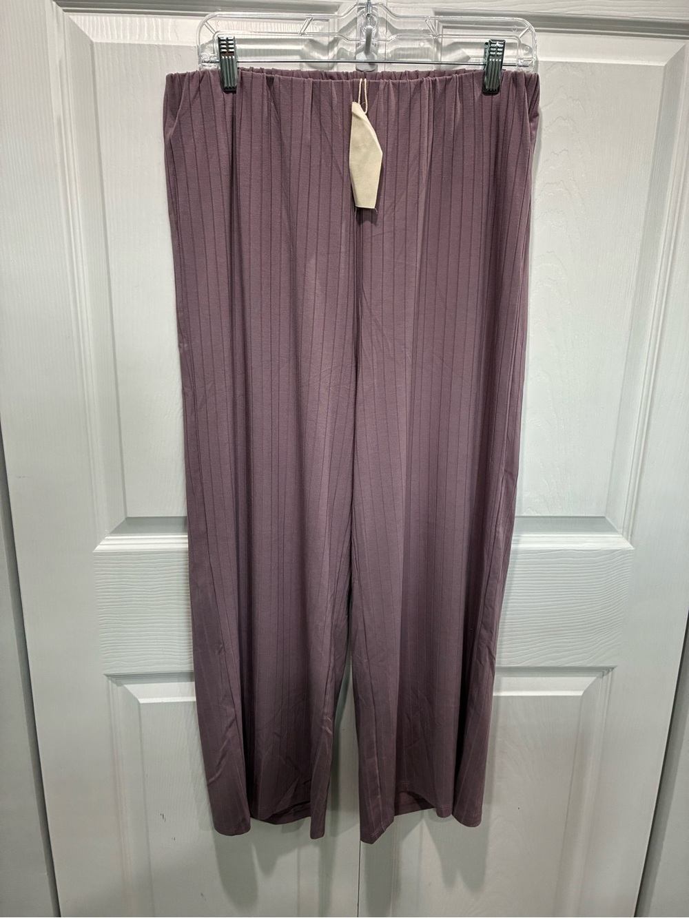 Mystree Ribbed Two-Piece Lounge Set in Dusty Lavender - Picture 7 of 8